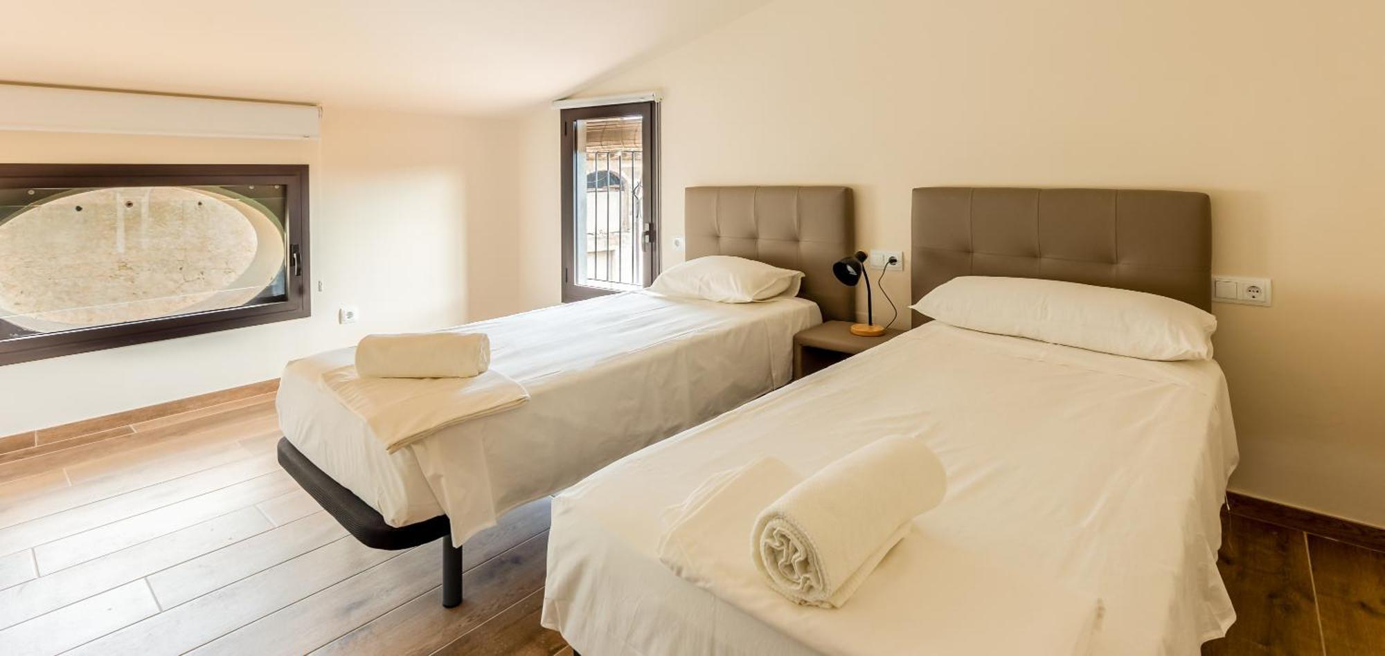 Can Cintet 3 Apartamento Con Terraza En Бесалу Экстерьер фото