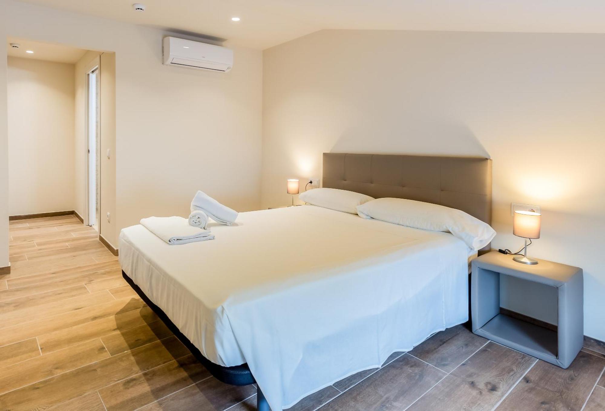 Can Cintet 3 Apartamento Con Terraza En Бесалу Экстерьер фото