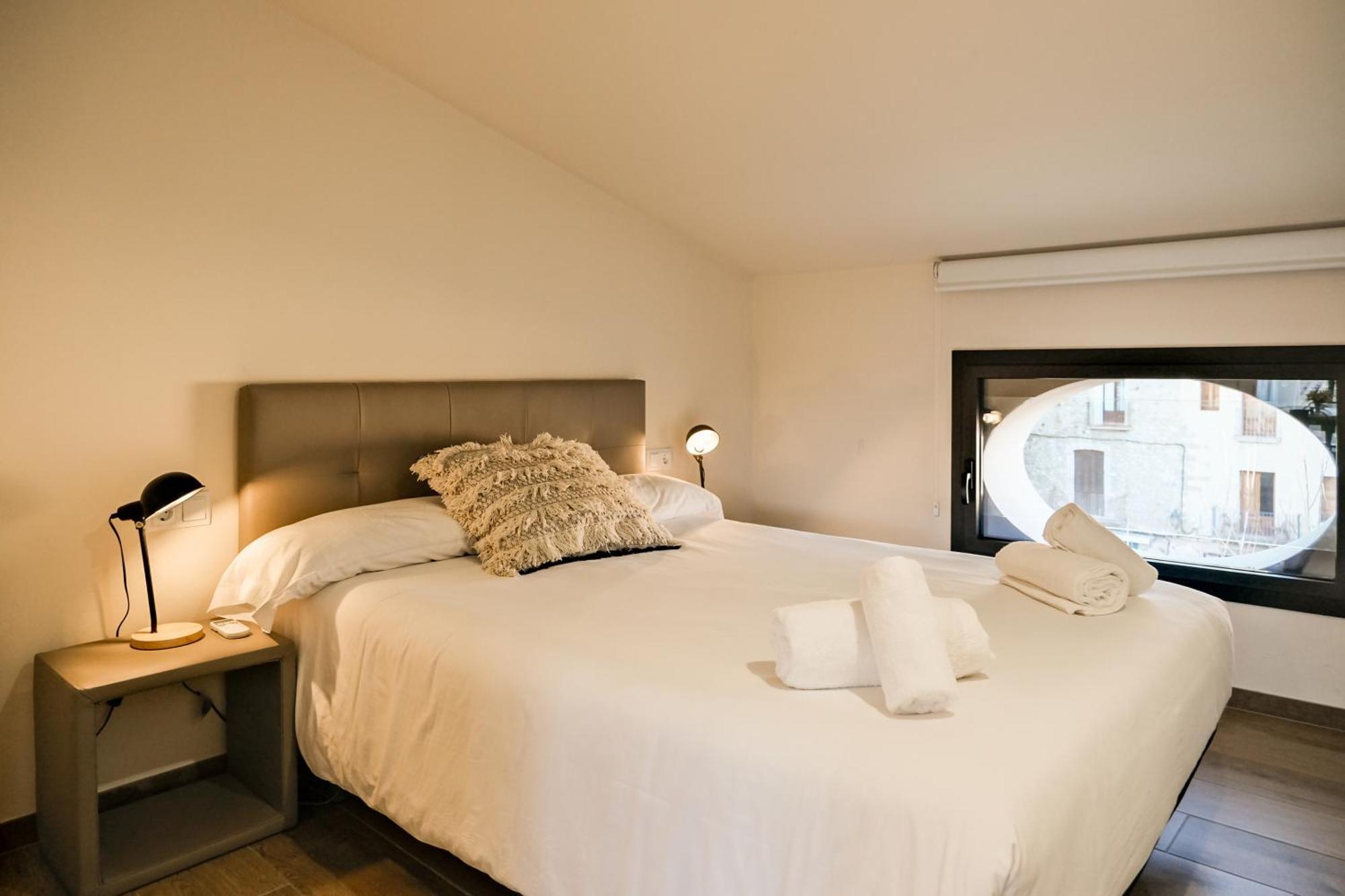 Can Cintet 3 Apartamento Con Terraza En Бесалу Экстерьер фото